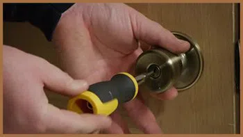 City Locksmith Shop Hampton, VA 757-653-5056 - 15-unlock-door